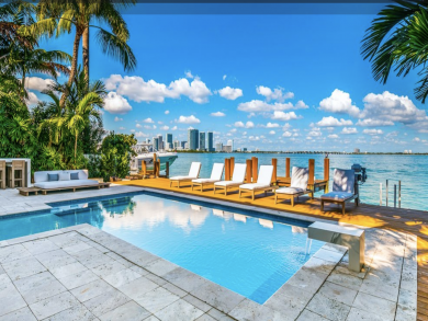 Venetian Beach Ultimate Luxury Villa